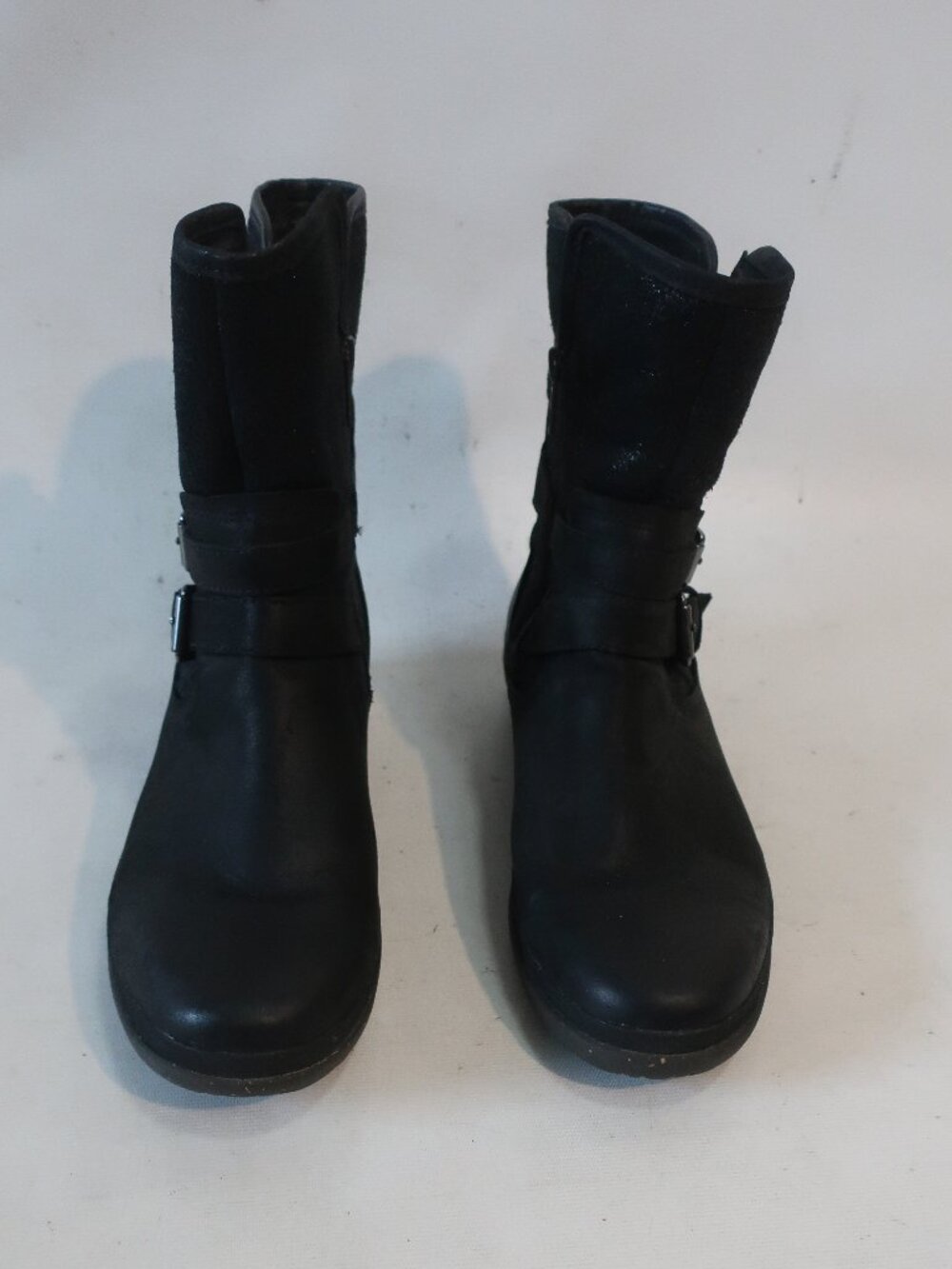 Womens Ugg Simmens 1008439 Black Waterproof Leather Ankle Booties 8.5 COLOR: BLA